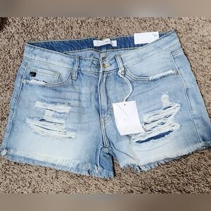 Kancan Light Wash Distressed Women’s Denim Shorts Size 9/28 NWT